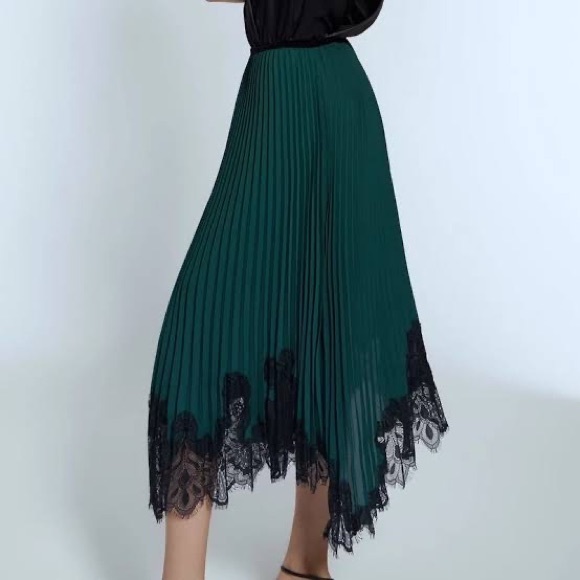 Zara skirt - Picture 2 of 4